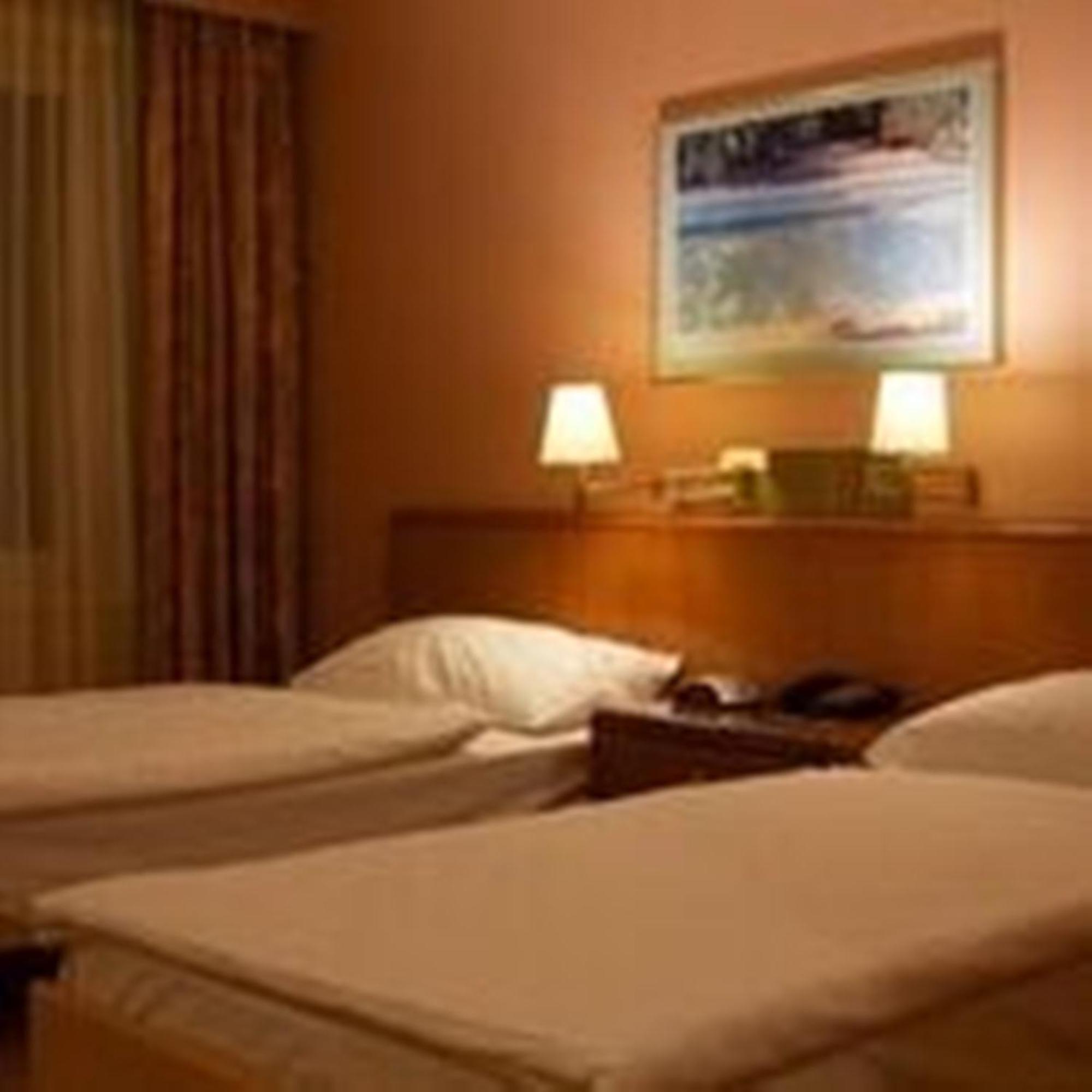 Hotel Le Cedre Bex Phòng bức ảnh