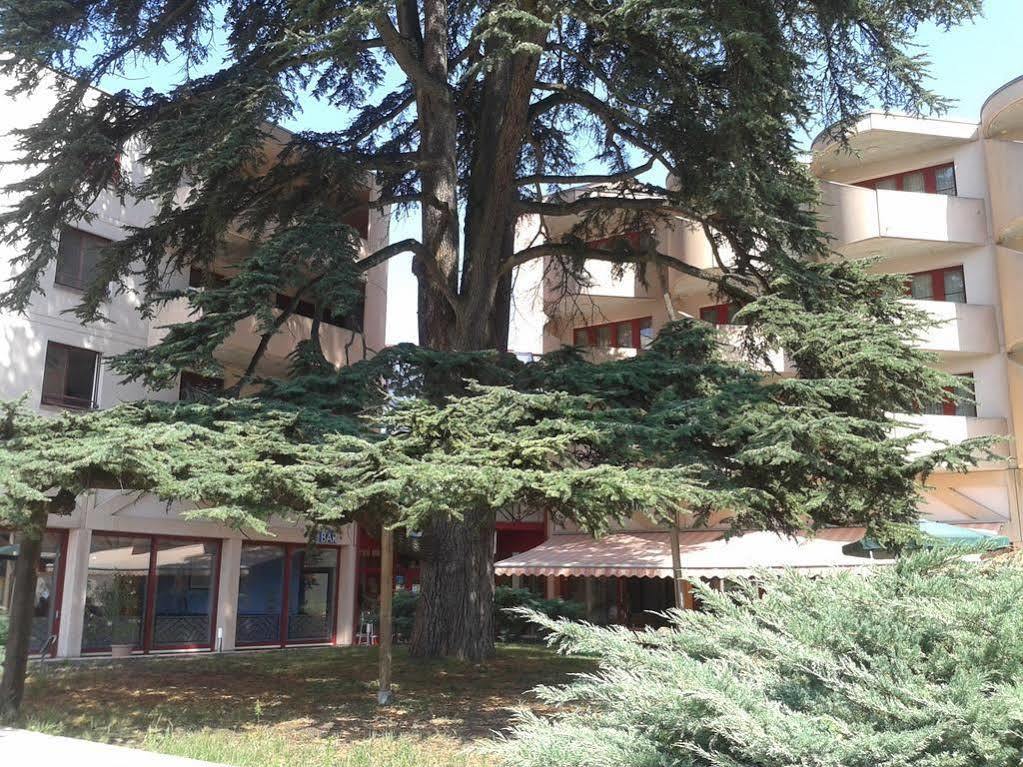 Hotel Le Cedre Bex Ngoại thất bức ảnh